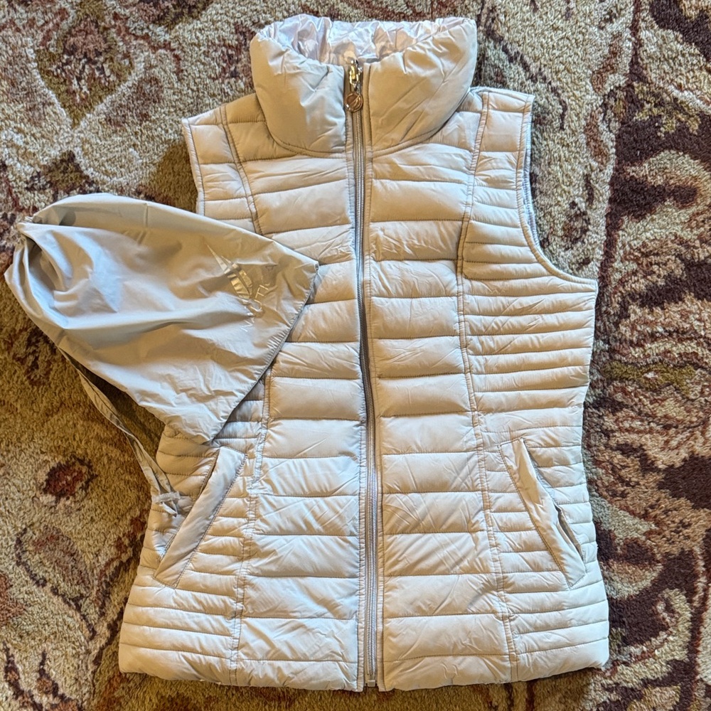 Packable Nautica puffer vest size S